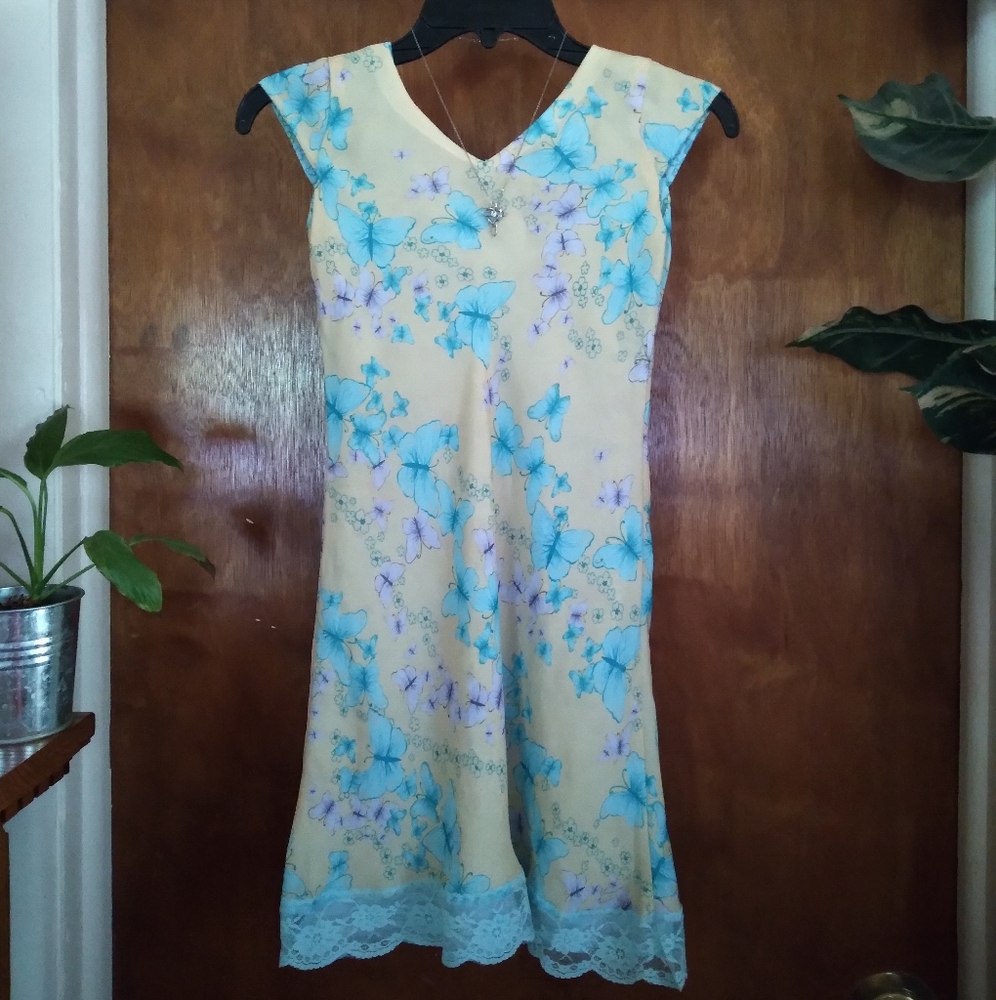 Was💲6! 🎉5/$20🦋Girls Reversable Spring/Summer Dress